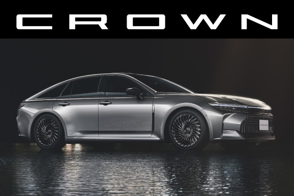 トヨタ　クラウン ロイヤルサルーンFour JZS153 クラウン（トヨタ）の価格・スペック