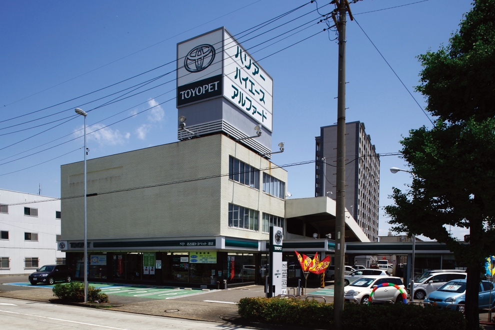 港店・外観
