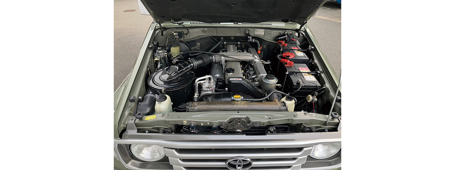 HZJ73 ランドクルーザー70 LXFRPトップ